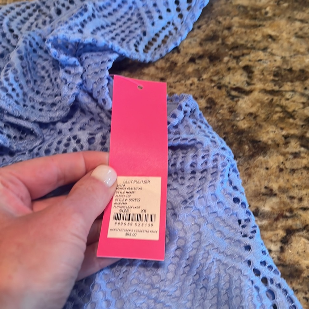 New Lilly Pulitzer Blue Peri Flowing Leaf Alessa Tank Top XS Ruffle V-Neck - Picture 3 of 3